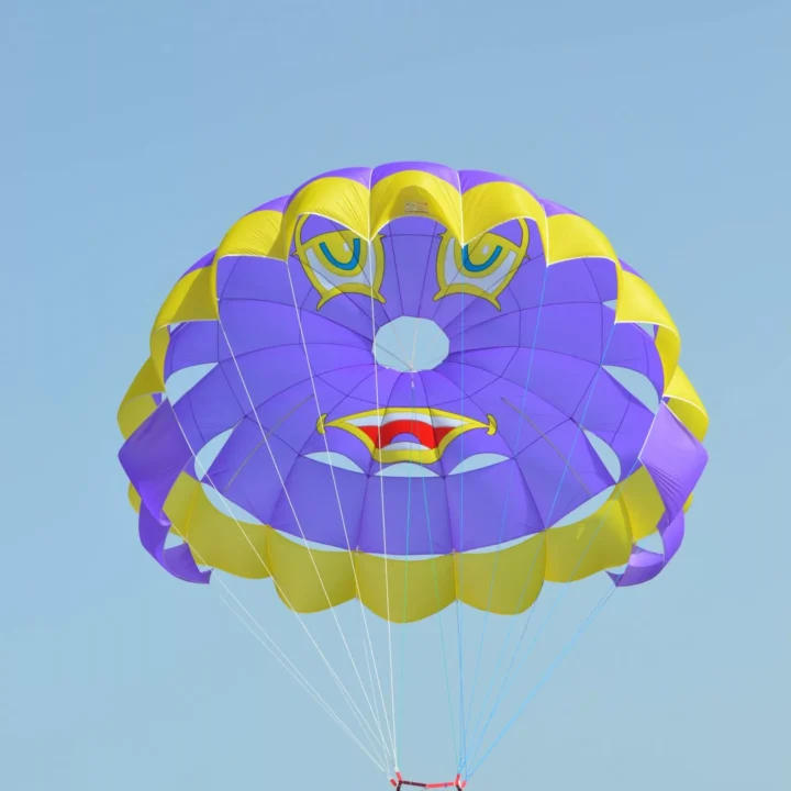 Parasailing (11)