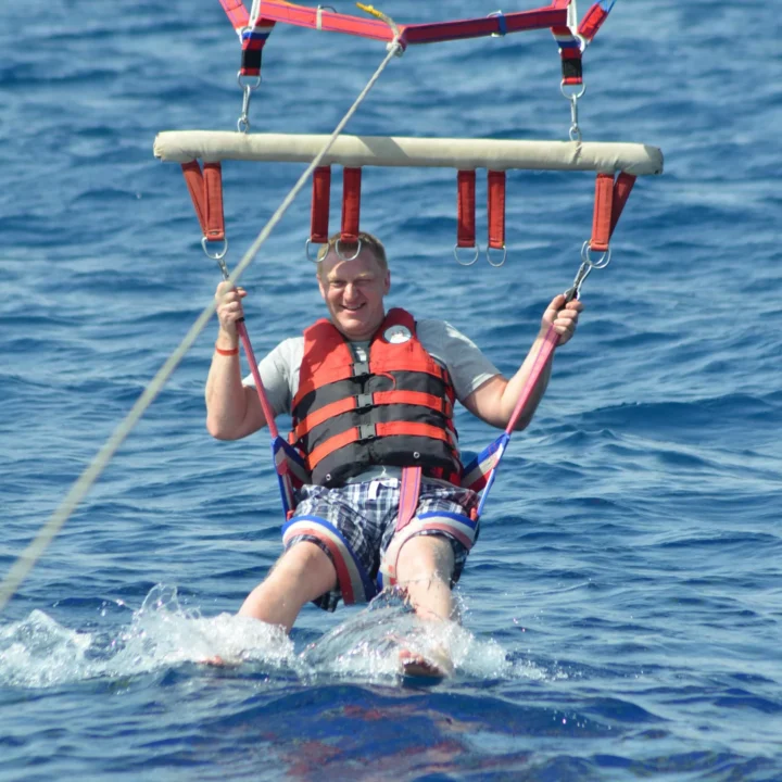 Parasailing (12)