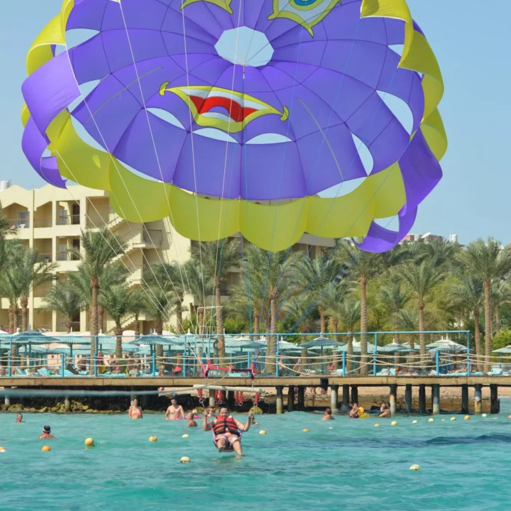 Parasailing (13)